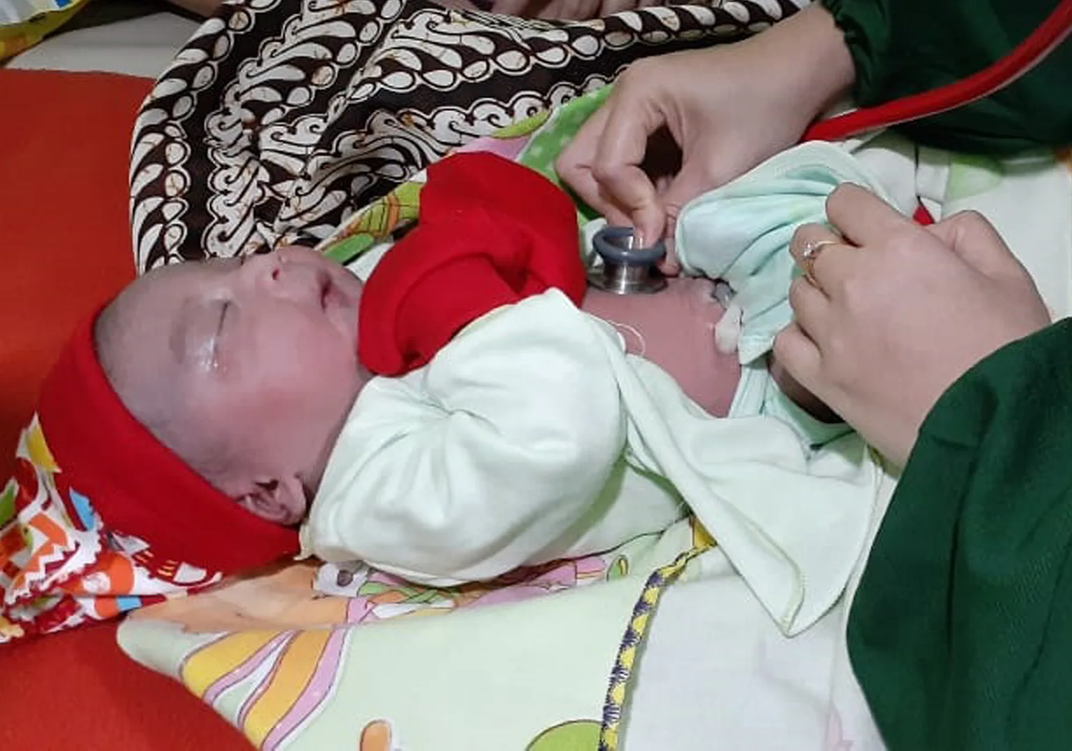 Tantangan Menjaga Kesehatan Anak Masa Kini Tantangan Menjaga Kesehatan Anak Masa Kini